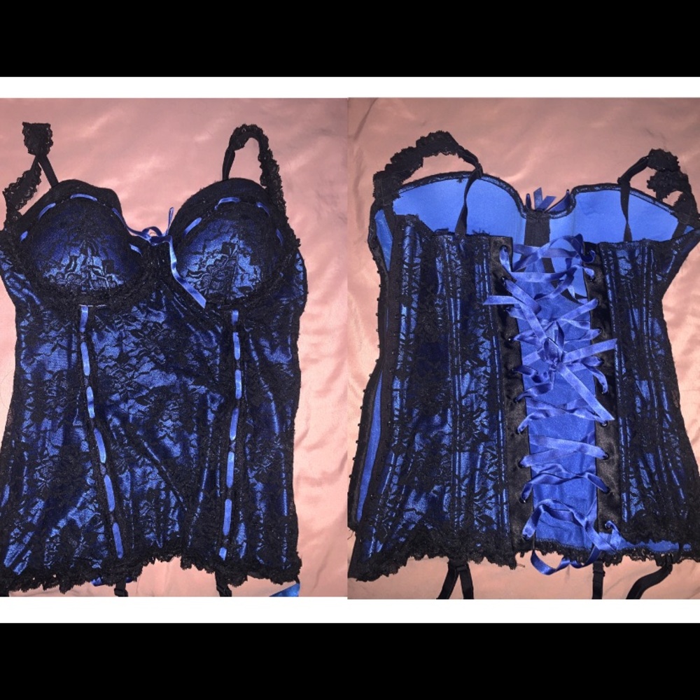 Black and blue lace up corset